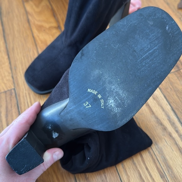 Elegant Black Heeled Boots for Women - Picture 5 of 6